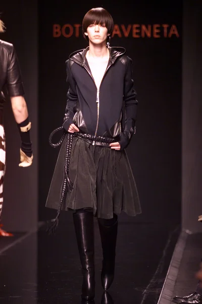 Look 11